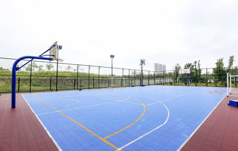 懸浮拼接地板籃球場