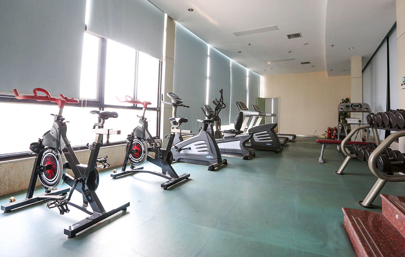 單位健身房器材