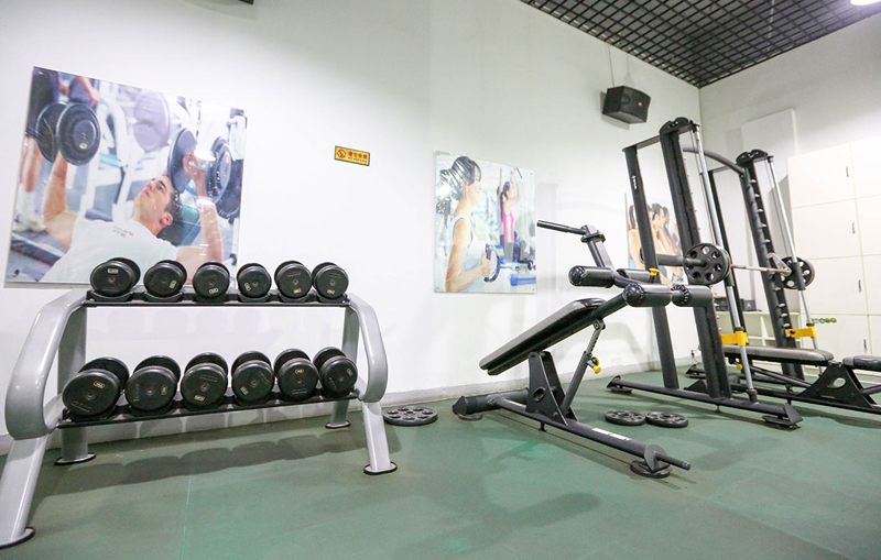 單位健身房器材