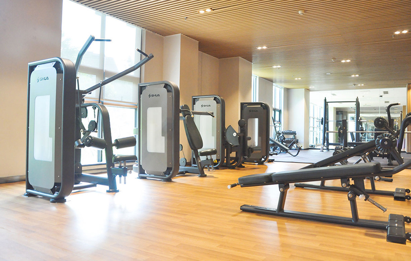 酒店健身房器材,高端健身房器材,室內(nèi)健身器材-廣西快盈VIII體育健身器材有限公司