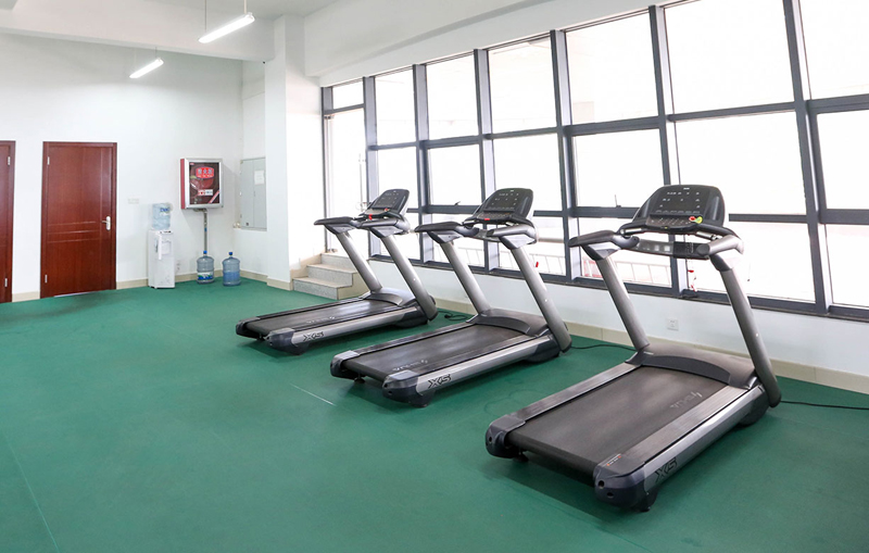 單位健身房器材