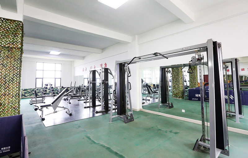 單位健身房器材