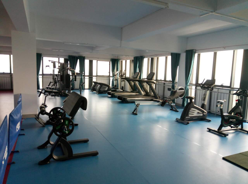 單位健身房器材