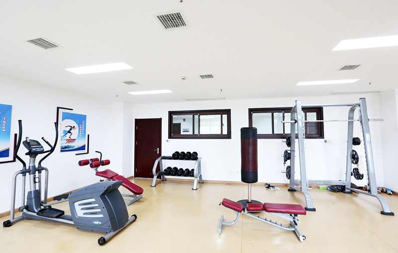 單位健身房器材
