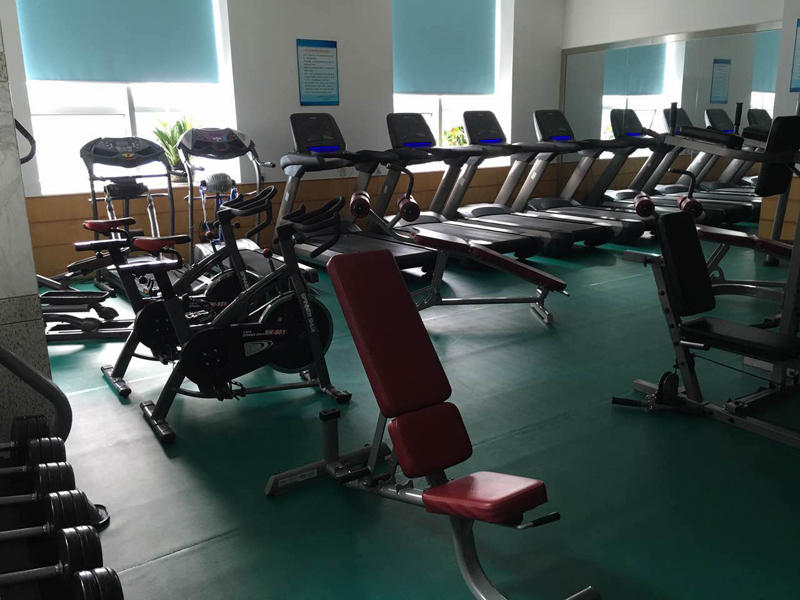 單位健身房器材