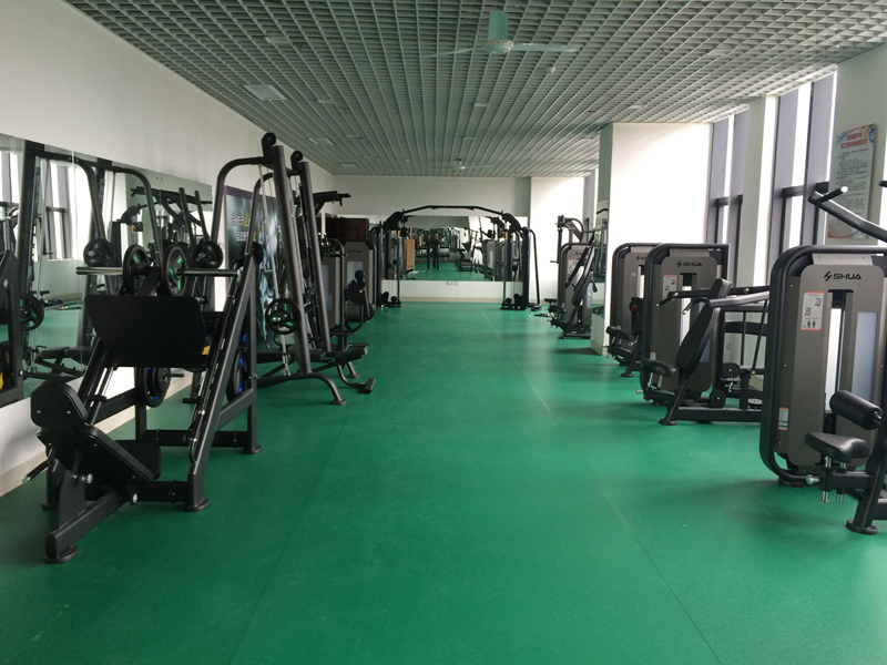 單位健身房器材