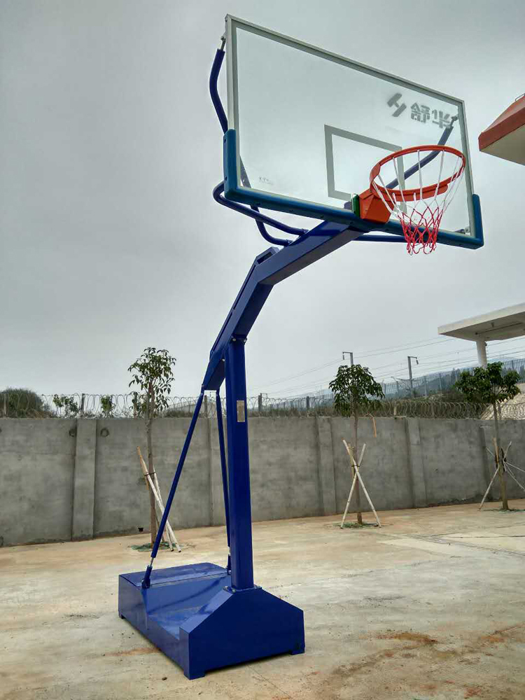 籃球架