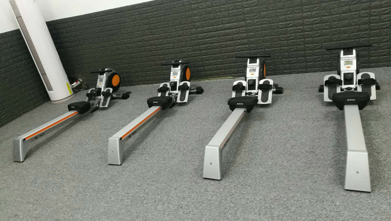 單位健身房器材