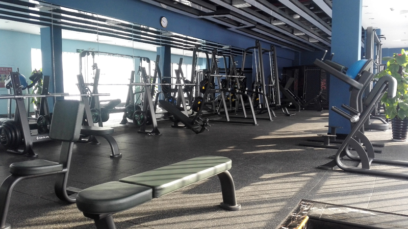 酒店健身房器材,高端健身房器材,室內(nèi)健身器材-廣西快盈VIII體育健身器材有限公司