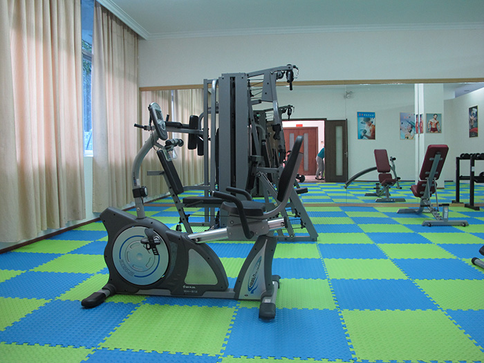 室內(nèi)健身器材,單位健身器材,健身器材十大品牌-廣西快盈VIII體育健身器材有限公司