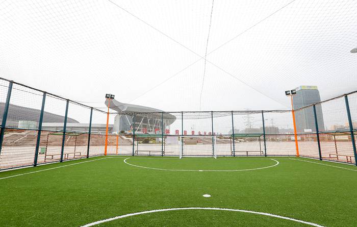廣西健身器材廠家-快盈VIII五人制足球場