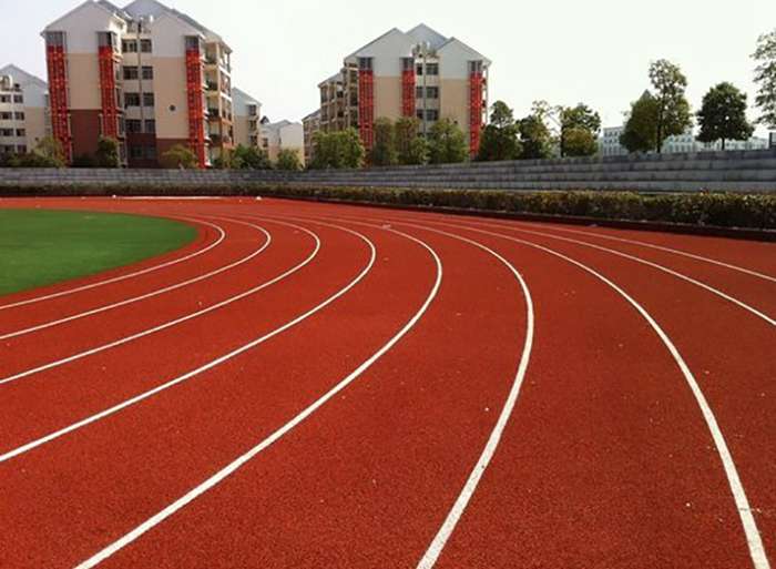 廣西健身器材廠家-混合型塑膠跑道