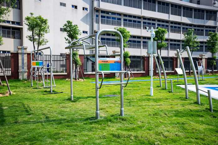 校園健身器材解決方案-廣西快盈VIII體育