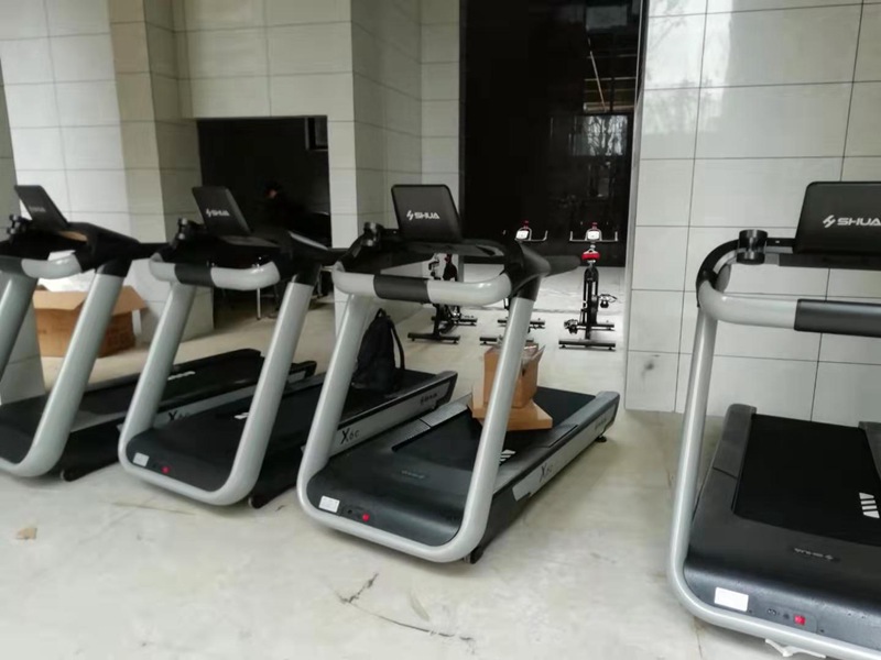 企事業(yè)單位健身房|房地產(chǎn)社區(qū)健身房-廣西快盈VIII體育健身器材有限公司