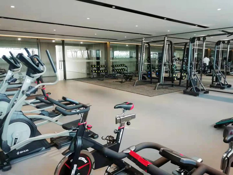 房地產(chǎn)健身房器材,企事業(yè)單位健身器材-廣西快盈VIII體育健身器材有限公司