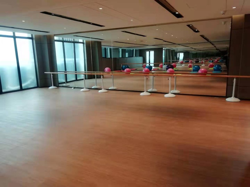 房地產(chǎn)健身房器材,企事業(yè)單位健身器材-廣西快盈VIII體育健身器材有限公司