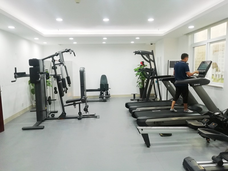 企事業(yè)單位健身房器材-職工健身房解決方案-廣西快盈VIII體育健身器材有限公司