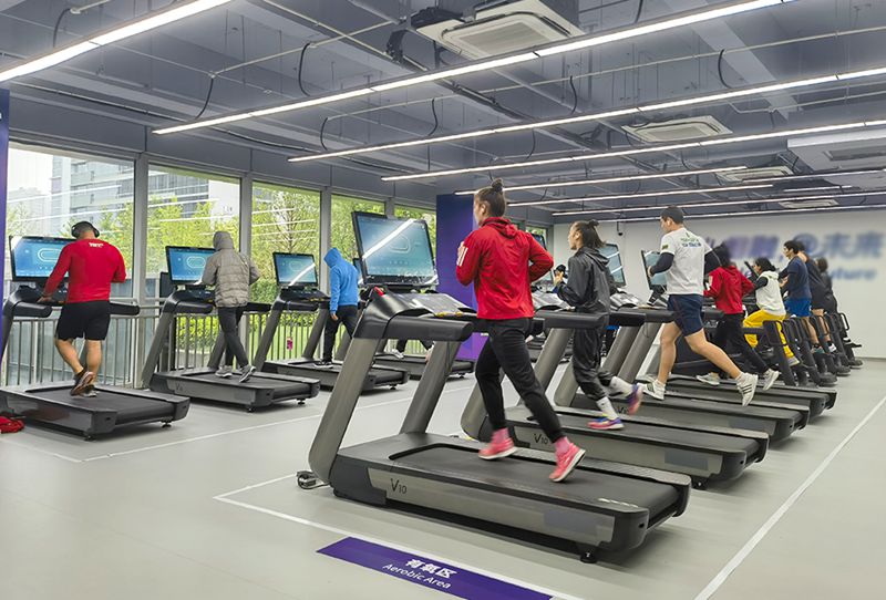 SH-T9100T高端智能跑步機 SH-T9100T高端智能跑步機